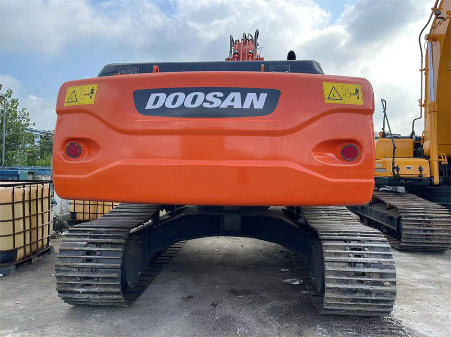Excavadora usada Doosan DX225 hecha en Corea en buen estado bajo consumo de combustible