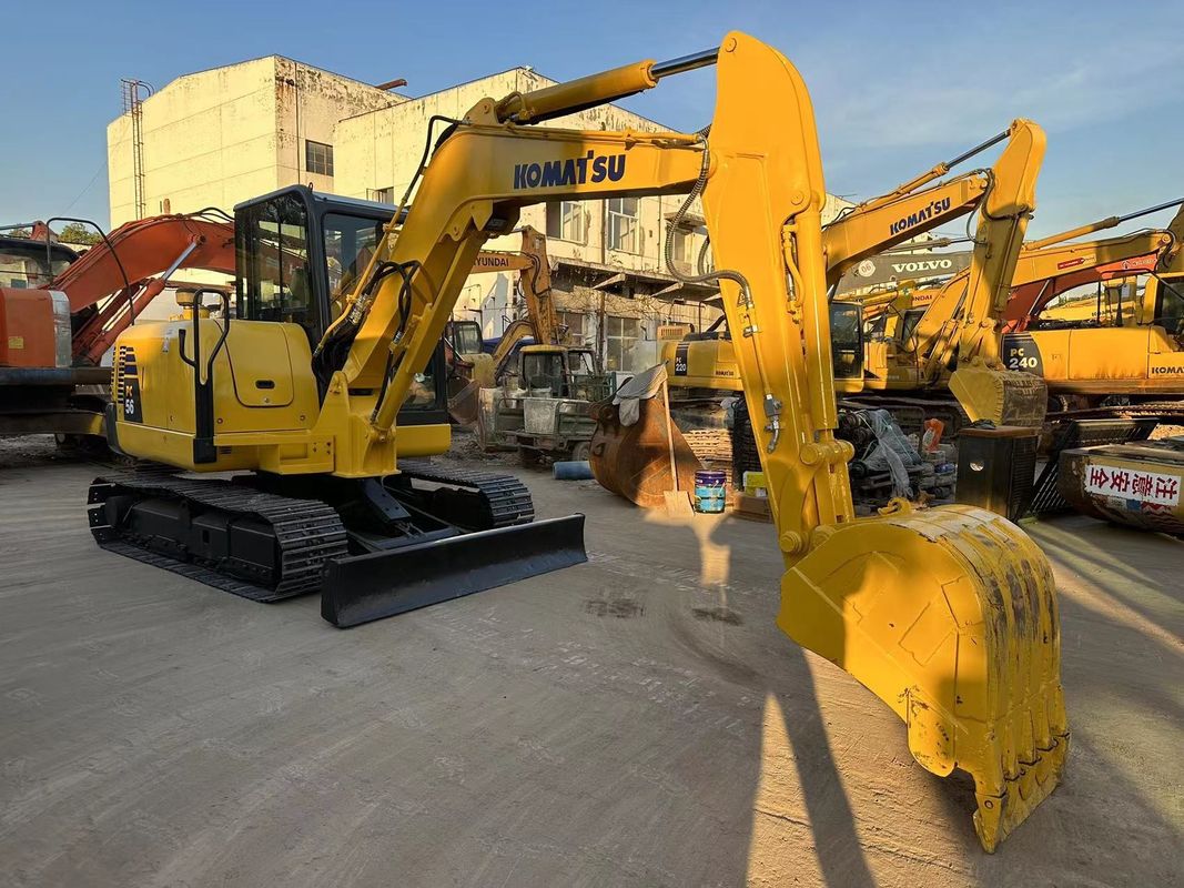 Comatsu PC56-7 Mini Excavadora de segunda mano 5 toneladas Comatsu Excavadora en buen estado