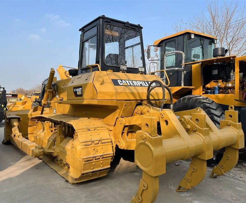 Utilizado CAT Caterpillar D7G Crawler Tractor Bulldozer en buen estado con cuchilla y desgarrador
