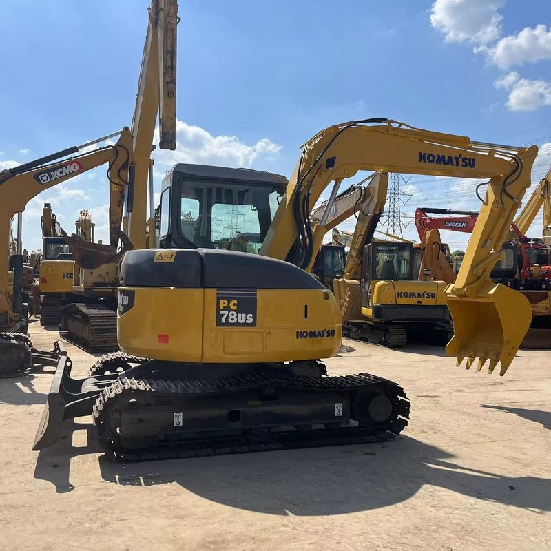 Excavadora Komatsu PC78US-6 de 8 toneladas de uso con capacidad de 0.34 m3