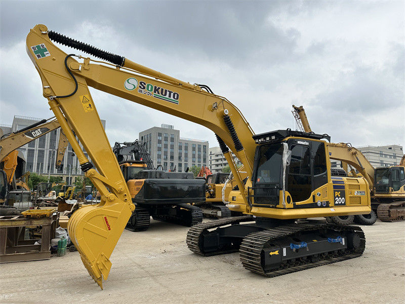 Excavadora japonesa de segunda mano Komatsu PC200-8 Excavadora hidráulica de tamaño mediano en excelente estado