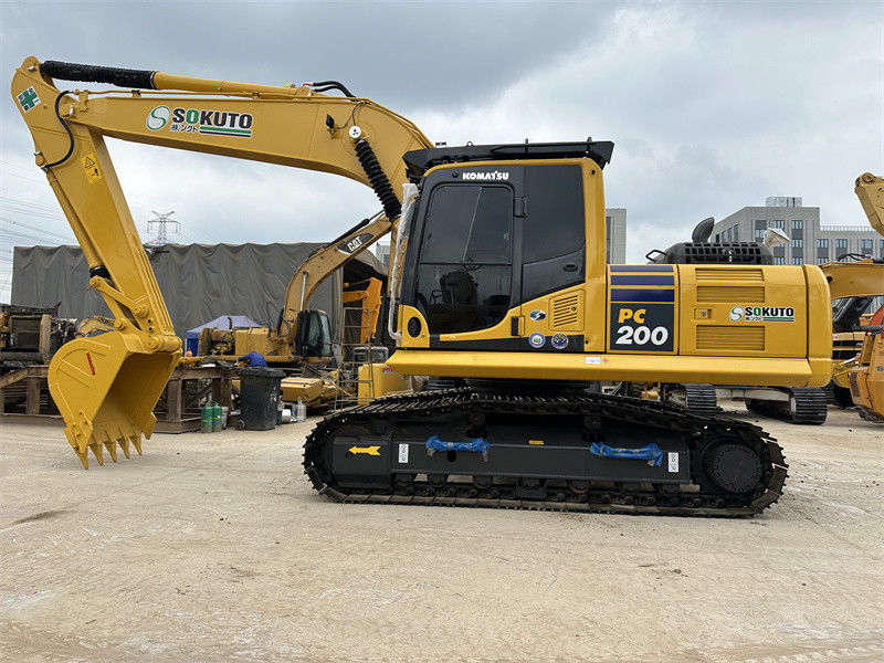 Excavadora japonesa de segunda mano Komatsu PC200-8 Excavadora hidráulica de tamaño mediano en excelente estado