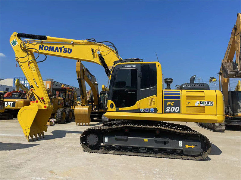Excavadora japonesa de segunda mano barata Komatsu PC200-8 Excavadora de rastreo con 800 mm