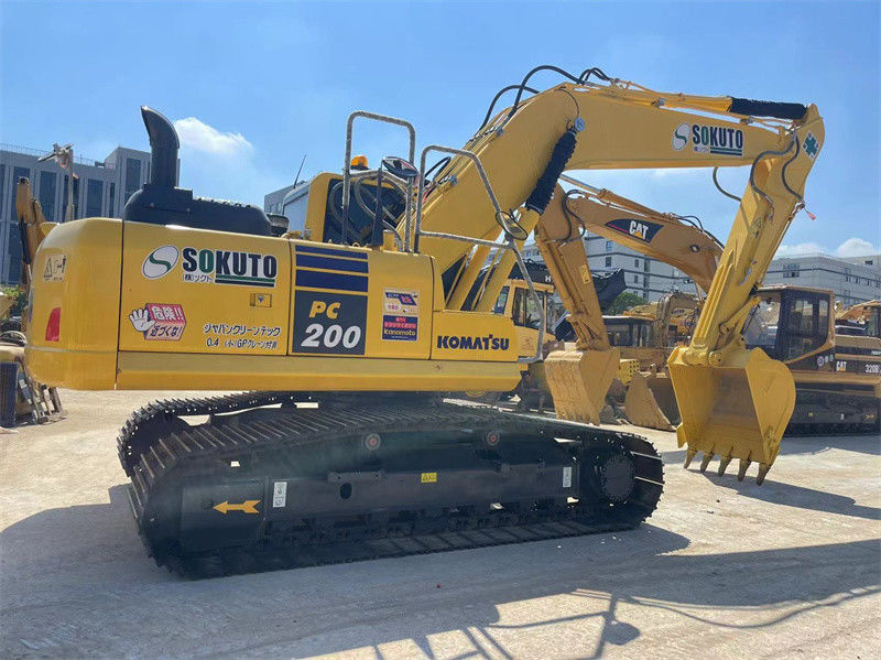Excavadora japonesa de segunda mano barata Komatsu PC200-8 Excavadora de rastreo con 800 mm