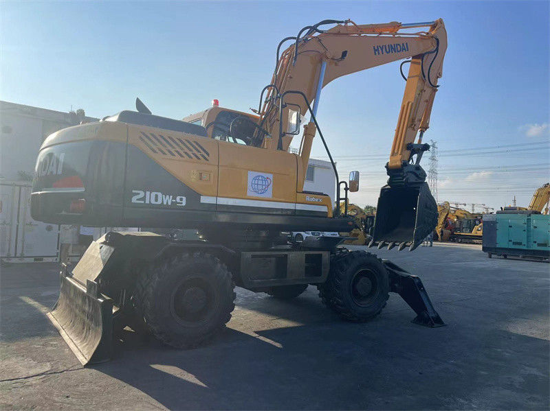 20 toneladas Corea Excavadora Hyundai R210W-9 Usada Excavadora Hyundai 210 con ruedas