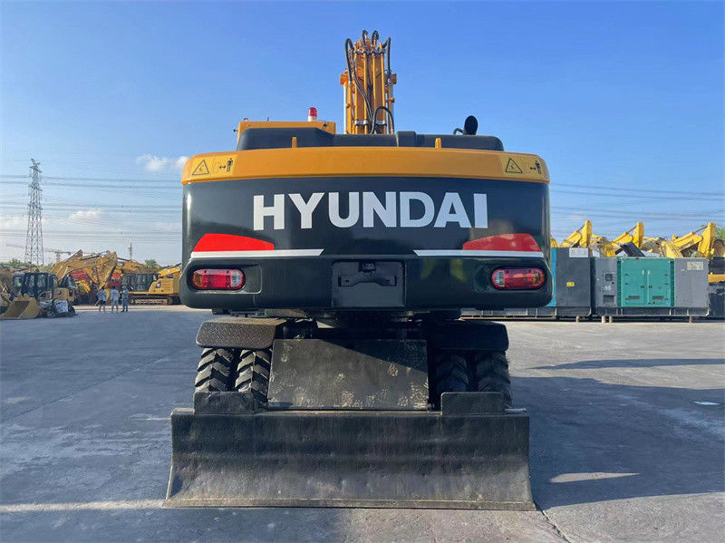 20 toneladas Corea Excavadora Hyundai R210W-9 Usada Excavadora Hyundai 210 con ruedas