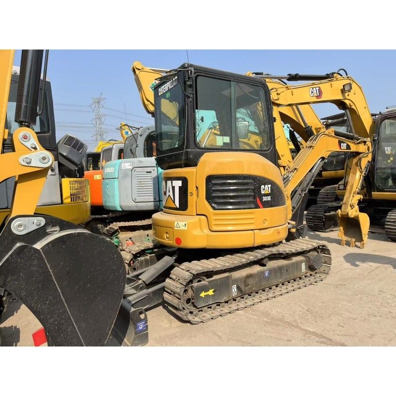 Excavadoras pequeñas usadas CAT 303E para sitios de construcción pequeños y espacios reducidos