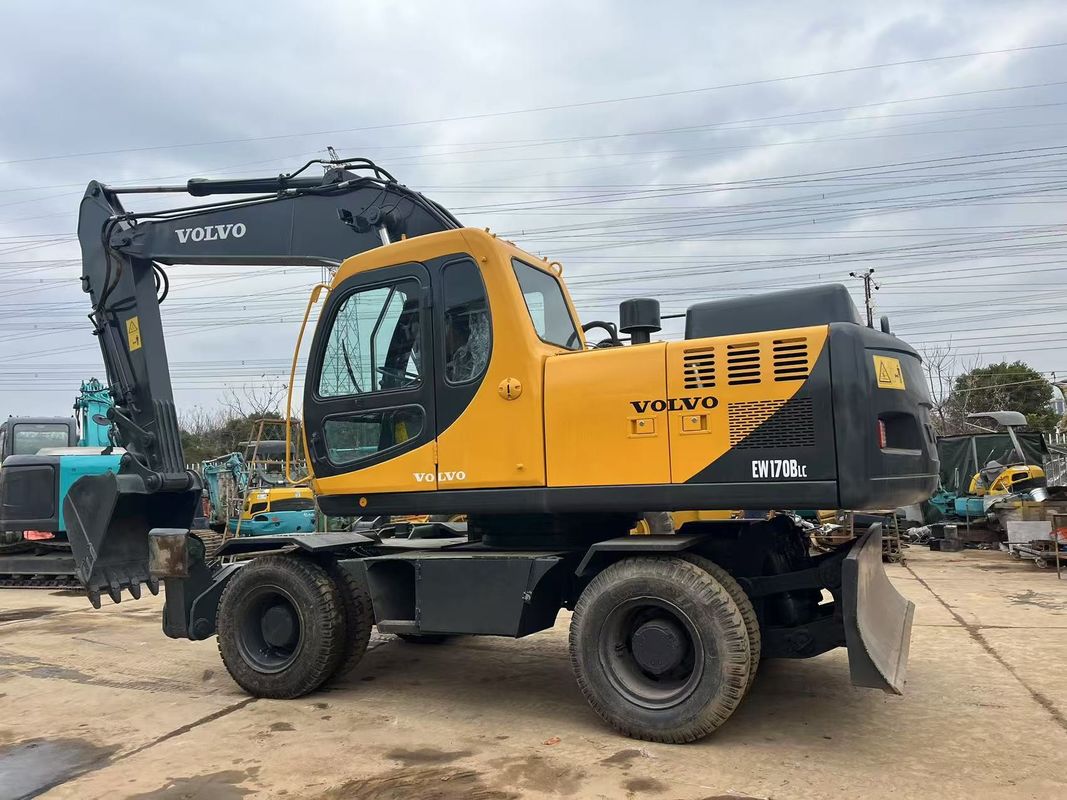 Excavadora de ruedas Volvo EW170 de alto rendimiento usada de 17 toneladas