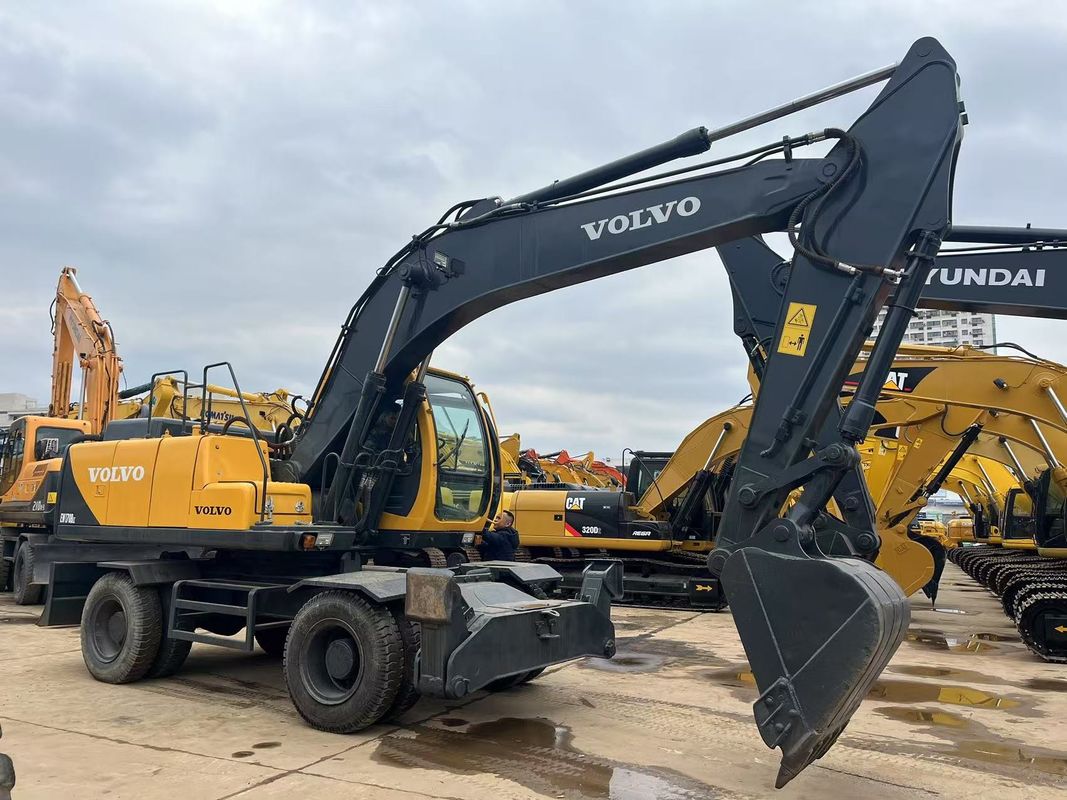 Excavadora de ruedas Volvo EW170 de alto rendimiento usada de 17 toneladas