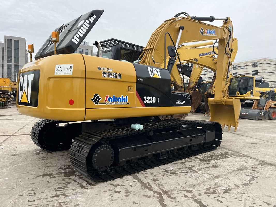 Excavadora de movimiento de tipo CAT 323DL para la construcción