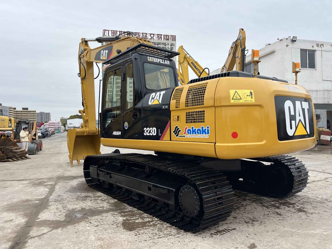 Excavadora de movimiento de tipo CAT 323DL para la construcción