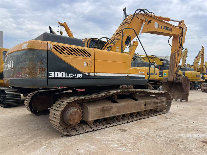 Excavadora Hyundai R300LC-9S de segunda mano a la venta Bien mantenida lista para trabajar