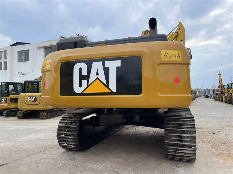 Excavadora Caterpillar 336D usada diseñada para proyectos grandes que requieren una alta productividad y funcionamiento en ambientes de trabajo adversos