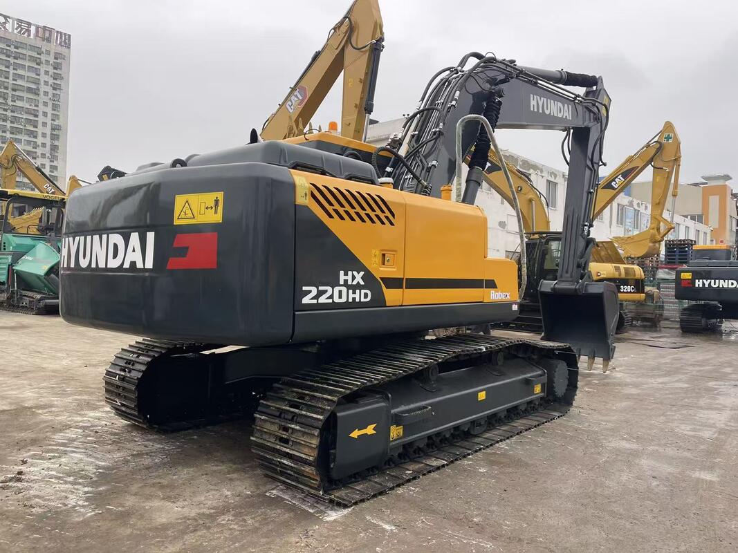 Excavadora Hyundai usada HX220HD Máquina de clase pesada de 22 toneladas con estructura reforzada y potencia de 120kw para minería y canteras
