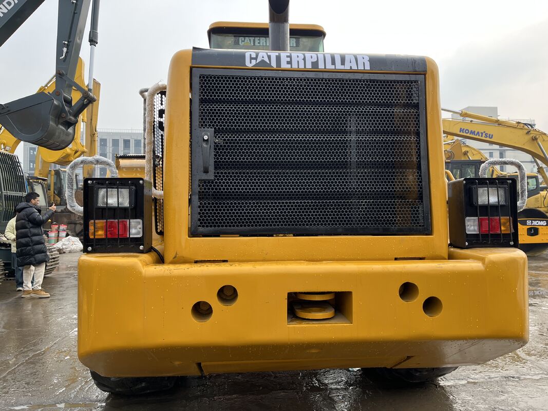 Cargador de ruedas usado CAT 966H con alta fuerza de ruptura y un tren motriz robusto que ofrece rendimiento en ambientes industriales adversos