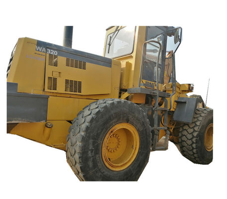 KOMATSU WA320 utilizó la tierra del cargador 14000KG de la rueda que movía WA320-3