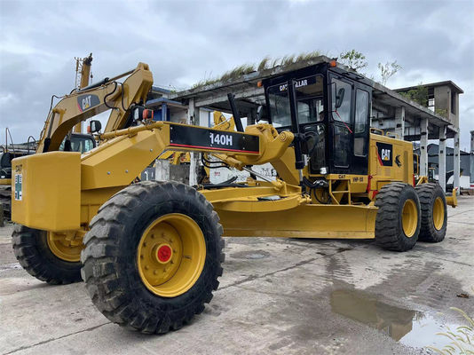 El CAT 140H de Caterpillar utilizó el graduador del motor para la construcción de carreteras