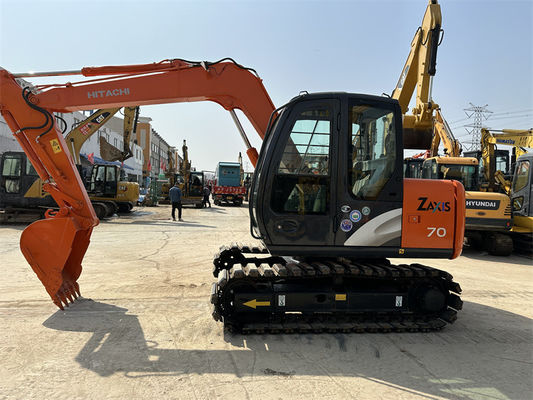 Excavadora mini Hitachi ZX70 con pista de caucho de 7 toneladas