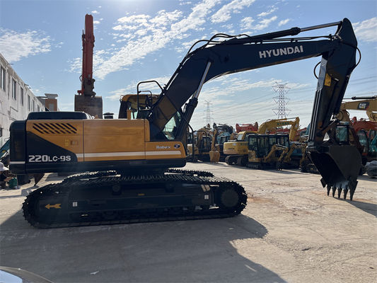 Excavadora Hyundai 220LC-9S de segunda mano en excelente estado Financiamiento disponible